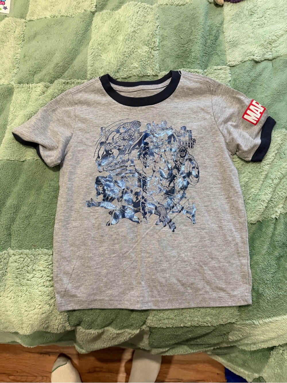 Marvel Boys Size 5 Graphic Tee